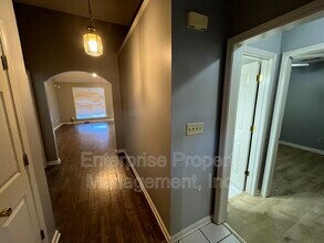 6986 Parkbrook Ln in Cordova, TN - Building Photo - Building Photo