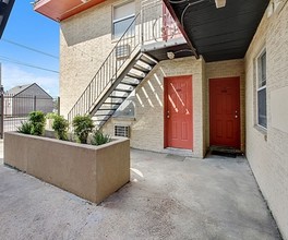 Liberty Park Apartments in New Orleans, LA - Building Photo - Building Photo