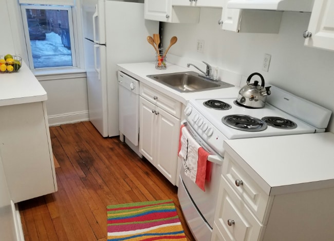 19 Green St, Unit 15-1 in Brookline, MA - Building Photo - Building Photo