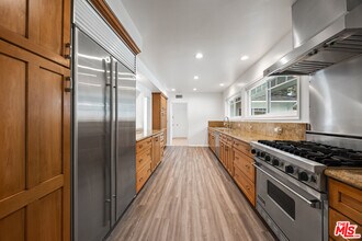 1410 Jonesboro Dr in Los Angeles, CA - Building Photo - Building Photo