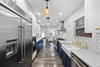 1523 Monroe St in Hollywood, FL - Building Photo - Building Photo