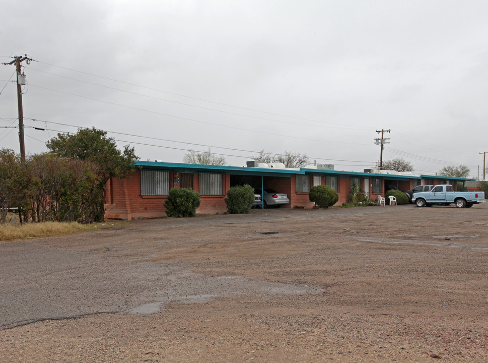 5815-5823 S Fontana Ave in Tucson, AZ - Building Photo