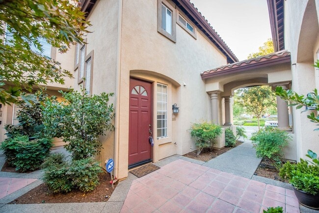 189 Pasto Rico in Rancho Santa Margarita, CA - Building Photo - Building Photo