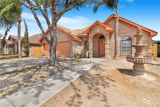 28 N Champagne in Pharr, TX - Building Photo - Building Photo