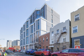 Union Channel at Gowanus Wharf in Brooklyn, NY - Building Photo - Building Photo