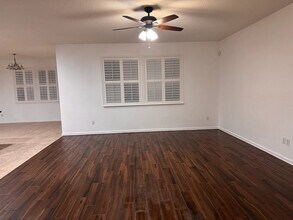1002 Wetland Ridge Cir in Middleburg, FL - Building Photo - Building Photo