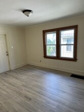 1365 W Waterloo Rd in Akron, OH - Building Photo - Building Photo