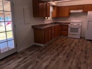 544 S Grand Dr in Moses Lake, WA - Building Photo - Building Photo
