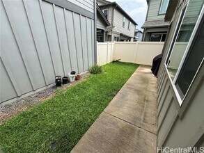 91-1160-1160 Kamakana St in Ewa Beach, HI - Building Photo - Building Photo