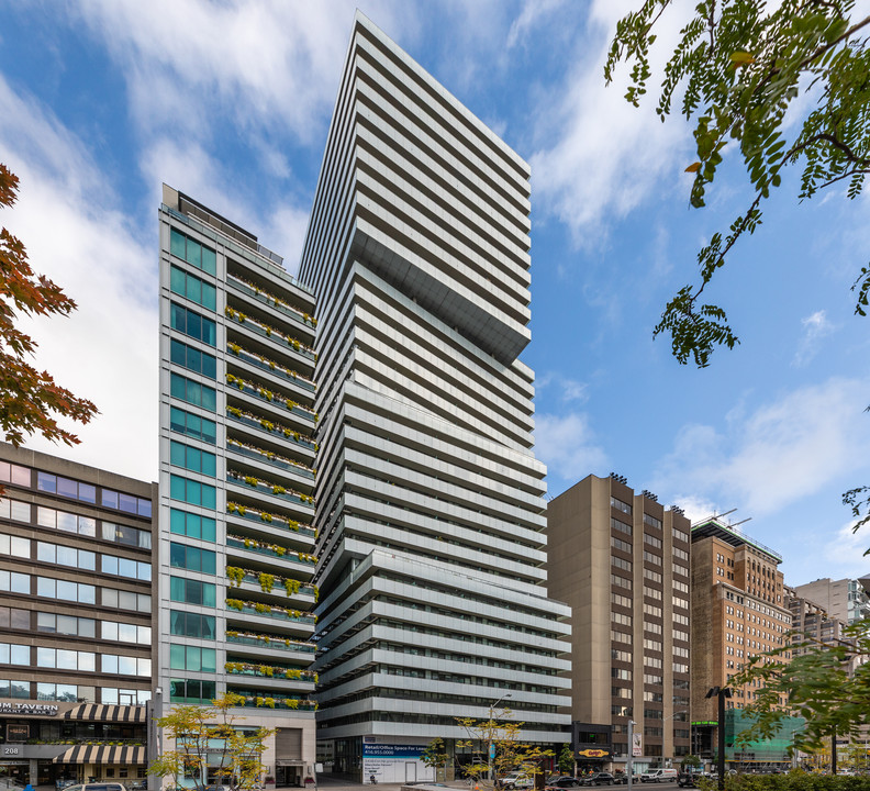 Exhibit Residences in Toronto, ON - Building Photo