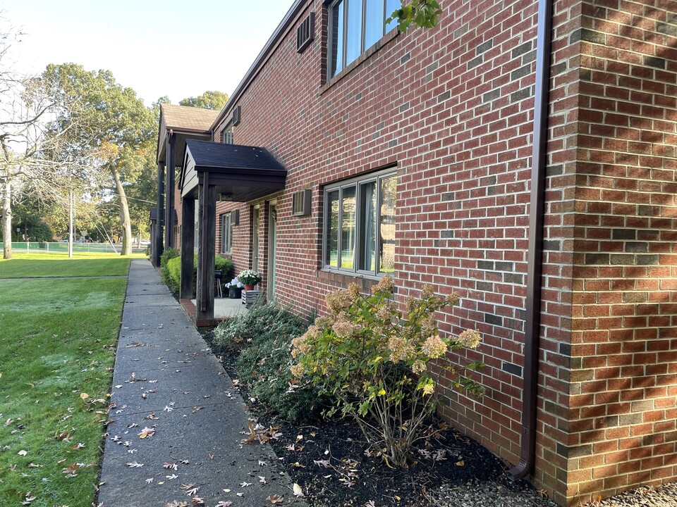 Windsor Garden Apartments in Point Pleasant Boro, NJ - Building Photo