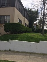 4424 Clinton St, Unit UNIT2 in Los Angeles, CA - Building Photo - Building Photo