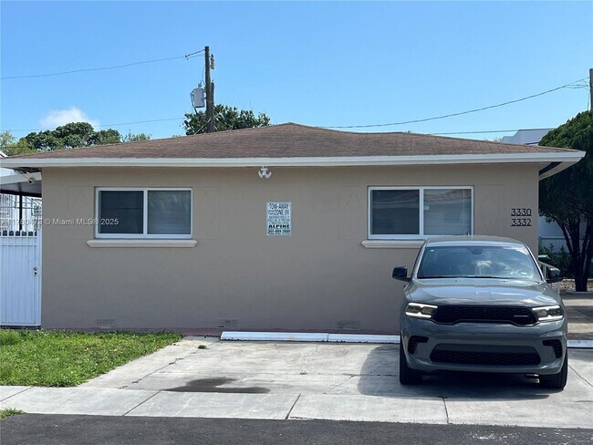 3330 NW 4th St in Miami, FL - Building Photo - Building Photo