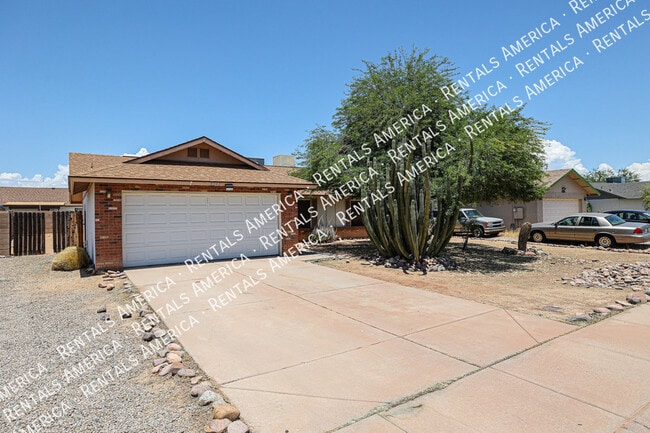 8342 W Orchid Ln in Peoria, AZ - Building Photo - Building Photo