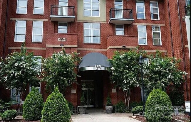 1320 Fillmore Ave in Charlotte, NC - Building Photo - Building Photo