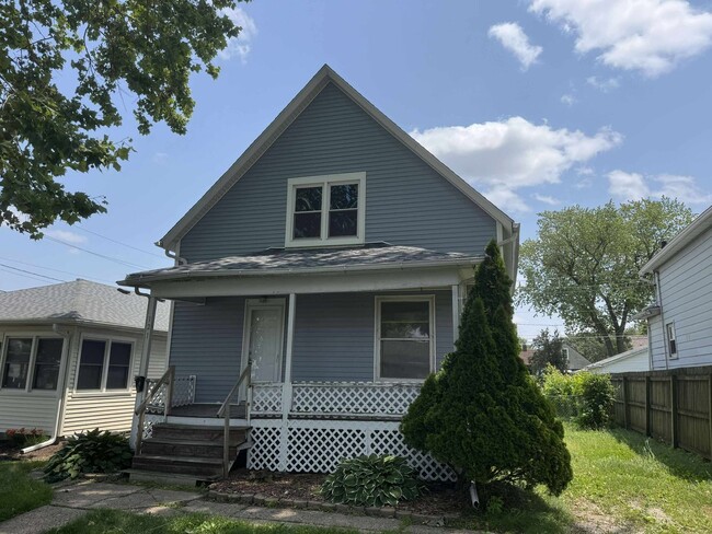 property at 121 15th St