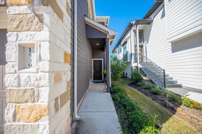 1539 Rustling Creek Dr in Missouri City, TX - Foto de edificio - Building Photo