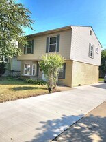 23060 Berdeno Ave in Hazel Park, MI - Building Photo