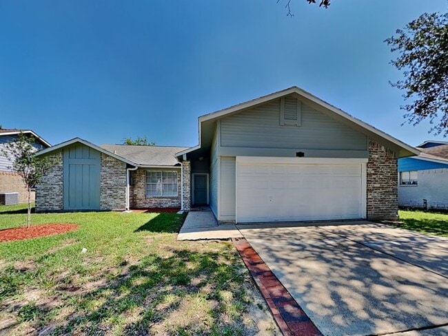 property at 16302 N Cross Dr