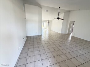 3313 SE 4th Ave in Cape Coral, FL - Building Photo - Building Photo