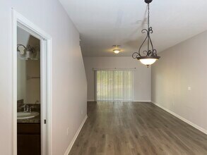 4046 Mountain Chestnut Way in Lakeland, FL - Foto de edificio - Building Photo