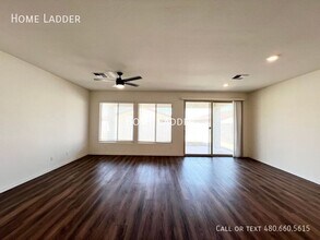 1652 W Aztec Dr in Coolidge, AZ - Building Photo - Building Photo