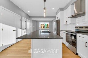 8131 Lois Argue Rd NW in Edmonton, AB - Building Photo