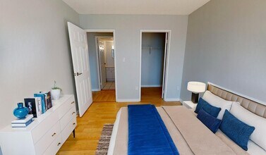 Shanbrook Apartments in Windsor, ON - Building Photo - Building Photo