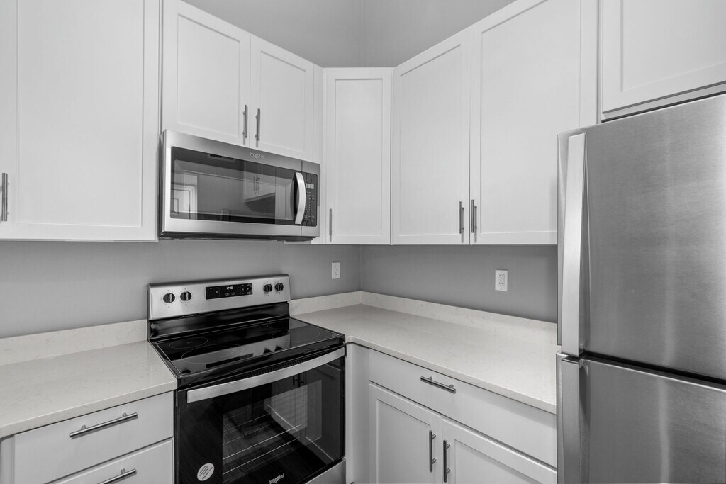 Kings Gate Apartments in Kirkwood, MO