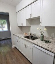 Cambridge Heights Apartments in Sault Ste Marie, ON - Foto de edificio - Building Photo