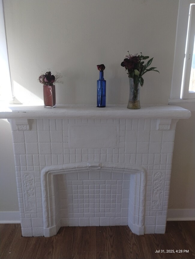 property at 3453 Siskiyou St