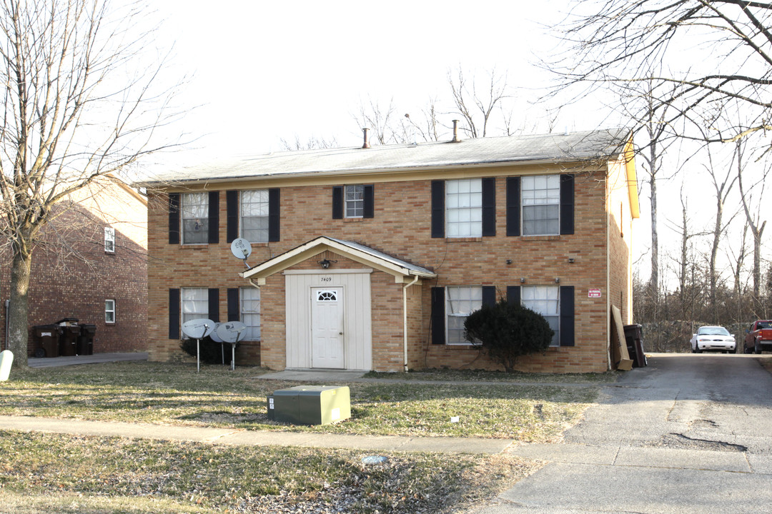 7409 Garrison Rd in Louisville, KY - Building Photo