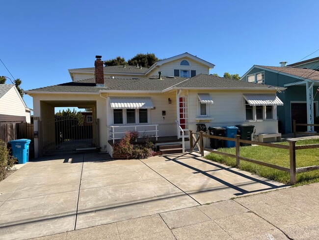 property at 4013-4015 Beresford St