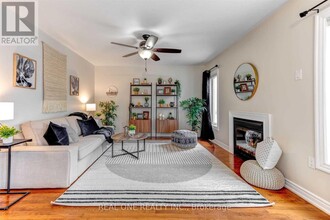 55 Sweetnam Dr in Kawartha Lakes, ON - Building Photo - Building Photo