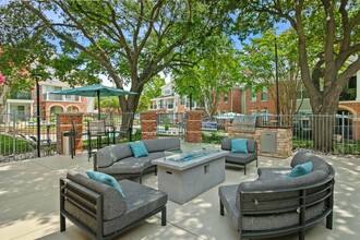 Windsor at Legacy in Plano, TX - Building Photo - Building Photo