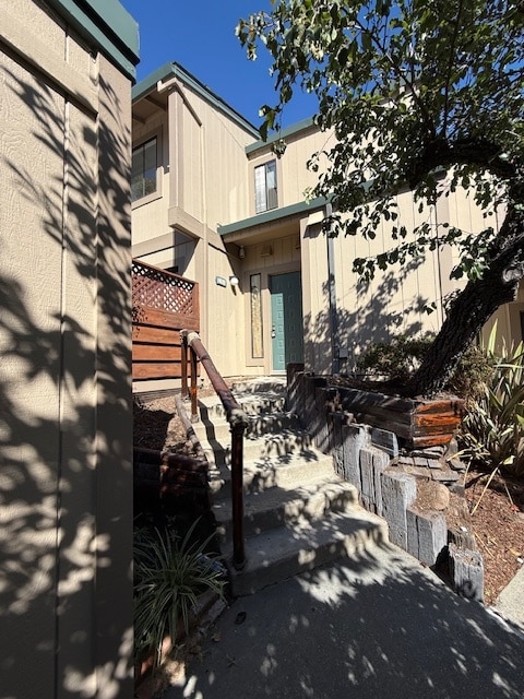 21 Larkspur Ln in Novato, CA - Building Photo - Building Photo
