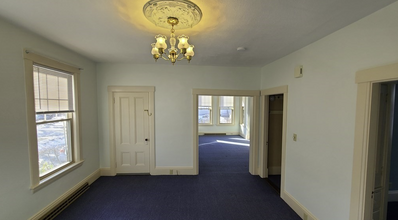 29 Lincoln St, Unit 1st Floor in Hudson, MA - Building Photo - Building Photo
