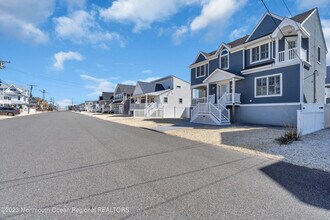 229 2nd Ave in Seaside Heights, NJ - Building Photo - Building Photo