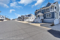 229 2nd Ave in Seaside Heights, NJ - Foto de edificio - Building Photo