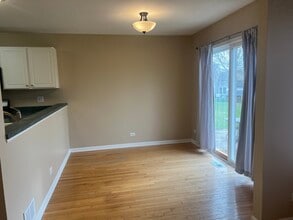 2059 Orchard Ln in Carpentersville, IL - Building Photo - Building Photo