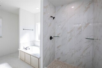 4867 Farmhouse St in Springdale, AR - Building Photo - Building Photo