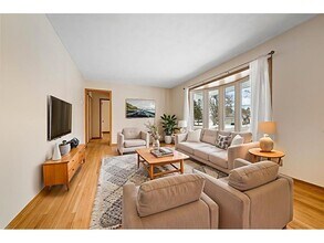 7201 Kentucky Ave N in Minneapolis, MN - Building Photo - Building Photo