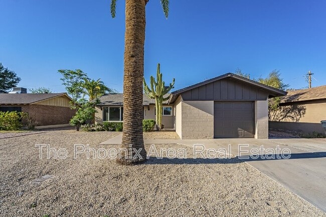 8532 E Chaparral Rd in Scottsdale, AZ - Building Photo - Building Photo