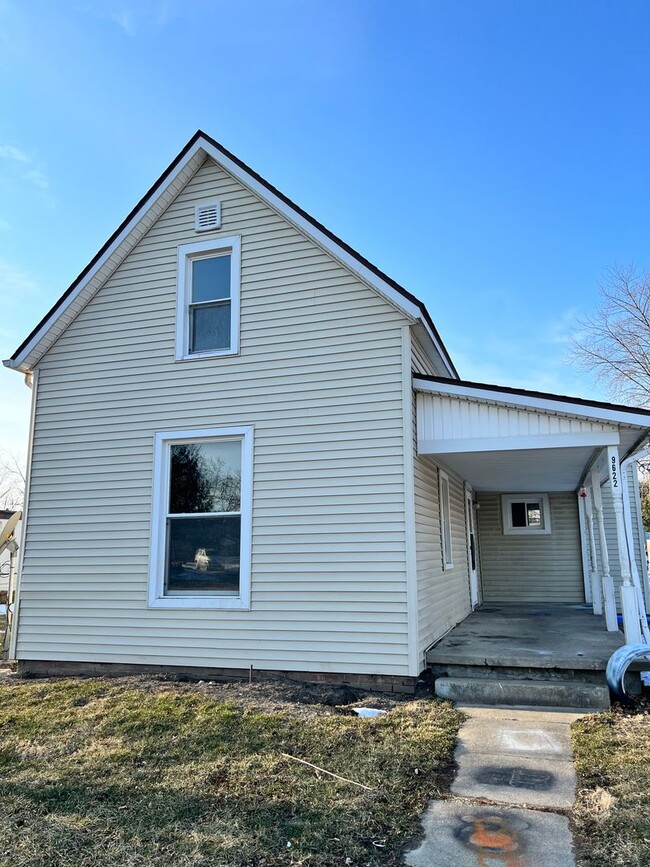 9622 White St in Clarks Hill, IN - Building Photo - Building Photo