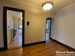 119 College Ave, Unit 24 in Somerville, MA - Building Photo - Building Photo