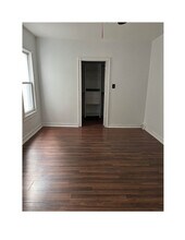 1391 Park Ave in Bridgeport, CT - Foto de edificio - Building Photo