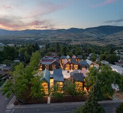 180 Garfield St in Ashland, OR - Building Photo - Building Photo