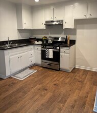 Downey North Apartments in Downey, CA - Foto de edificio - Building Photo