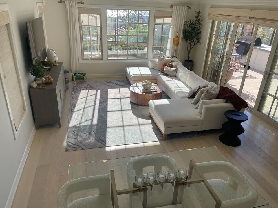 125 Via Galicia in San Clemente, CA - Building Photo