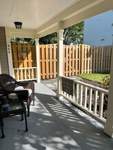 664 Greenglen Ln in Palm Harbor, FL - Building Photo - Building Photo